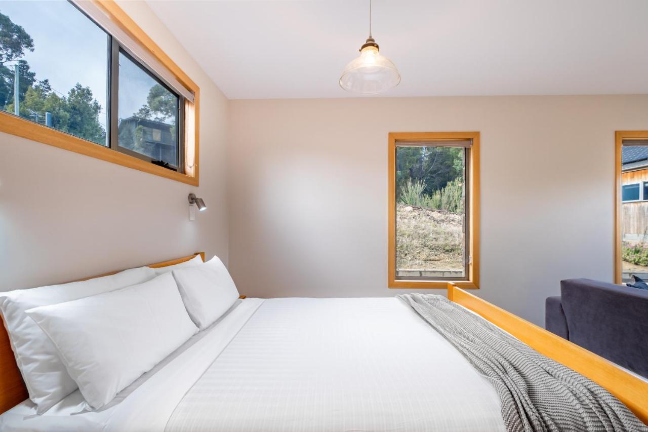 Freycinet Stone 4 - Granite Apartment Coles Bay