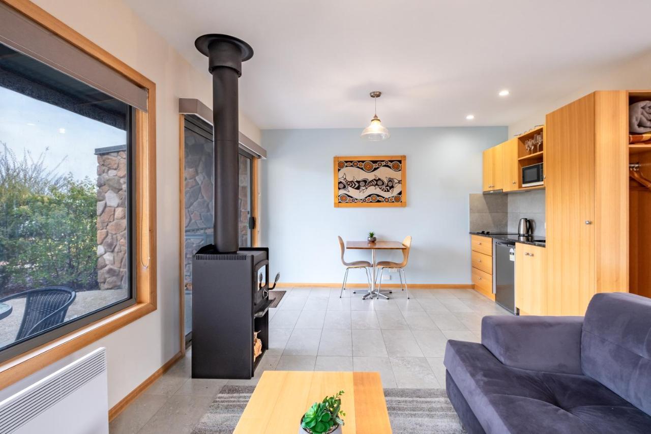 Freycinet Stone 4 - Granite