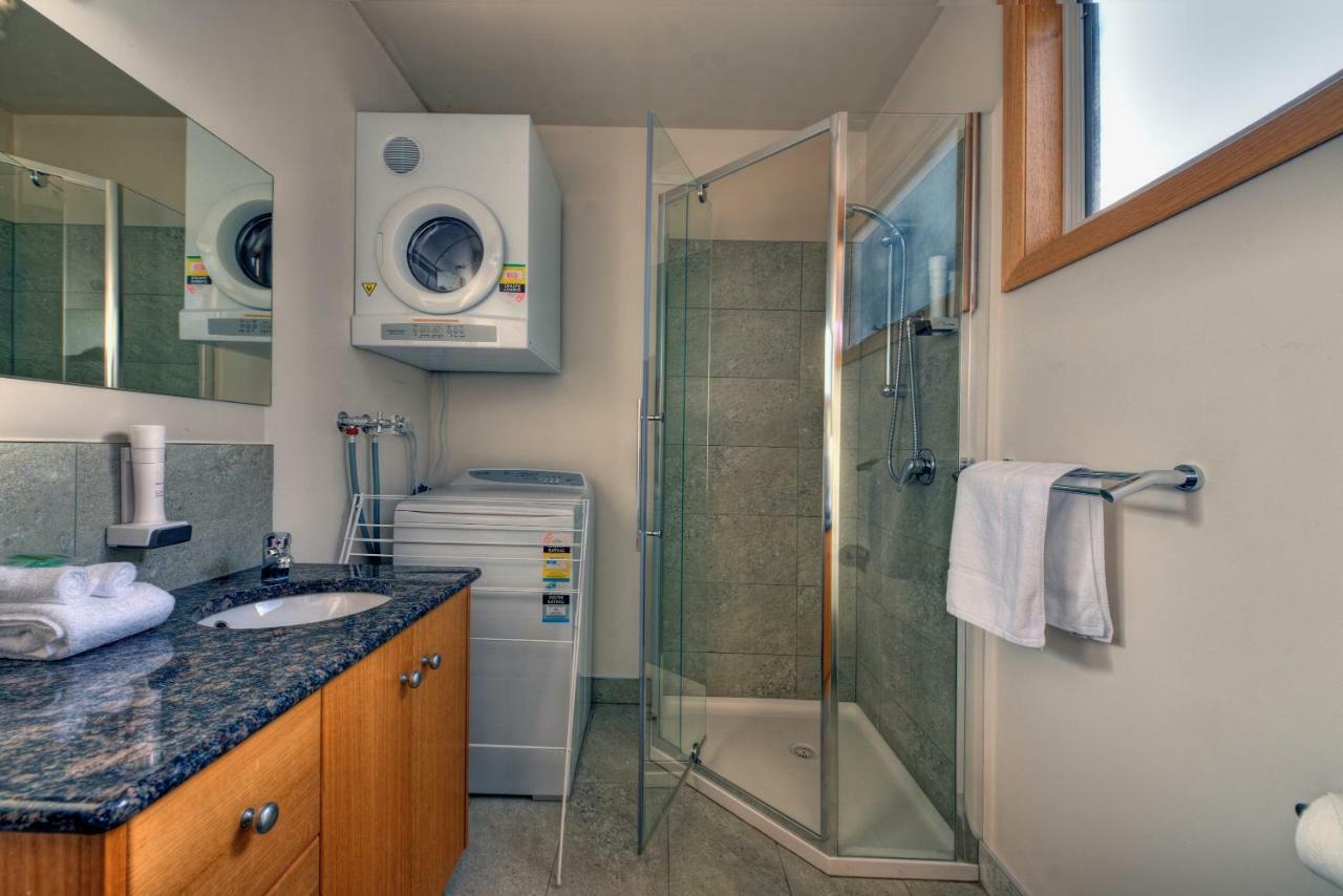 Freycinet Stone 4 - Granite Apartment *